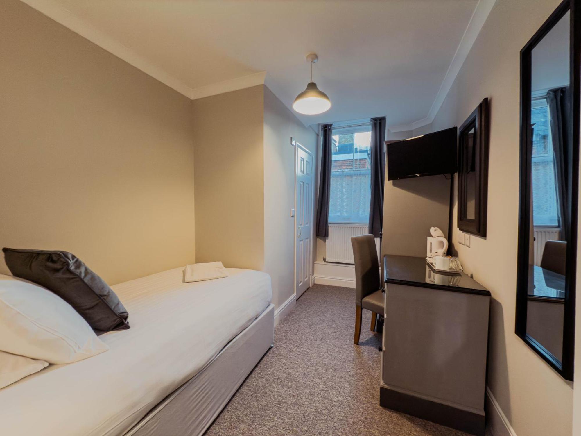 Bed and Breakfast Newport Quay Екстер'єр фото