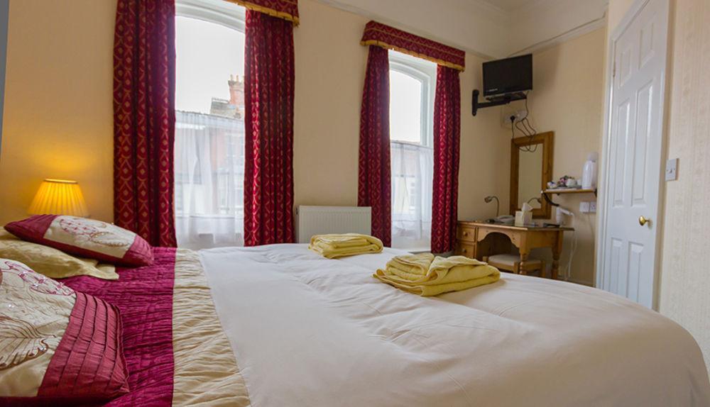 Bed and Breakfast Newport Quay Екстер'єр фото
