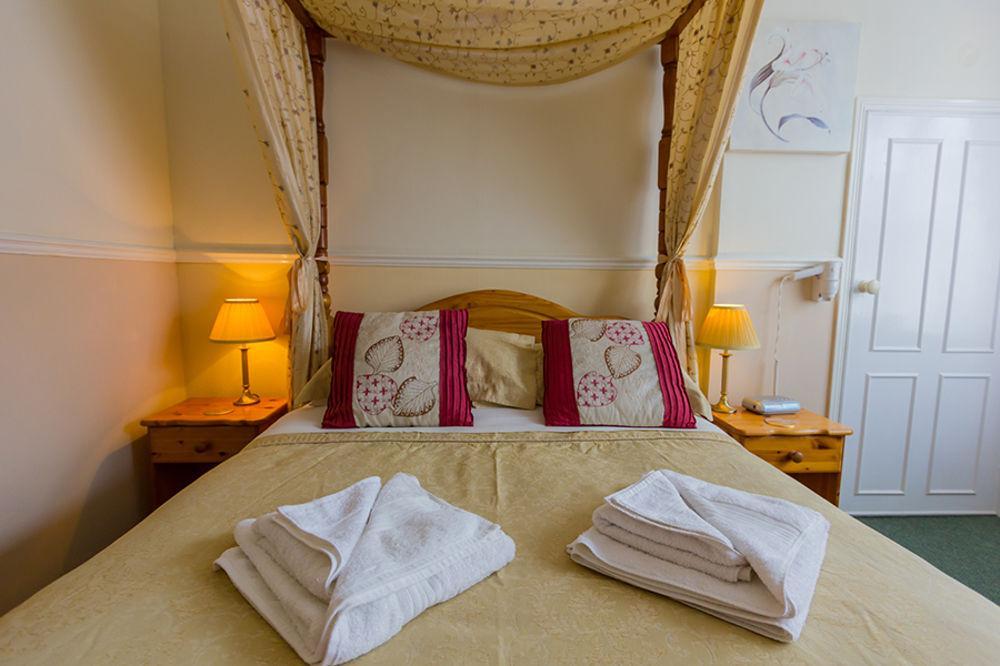 Bed and Breakfast Newport Quay Екстер'єр фото