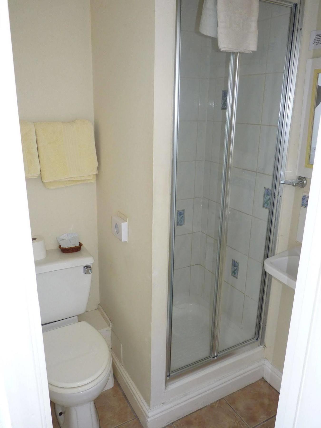 Bed and Breakfast Newport Quay Екстер'єр фото
