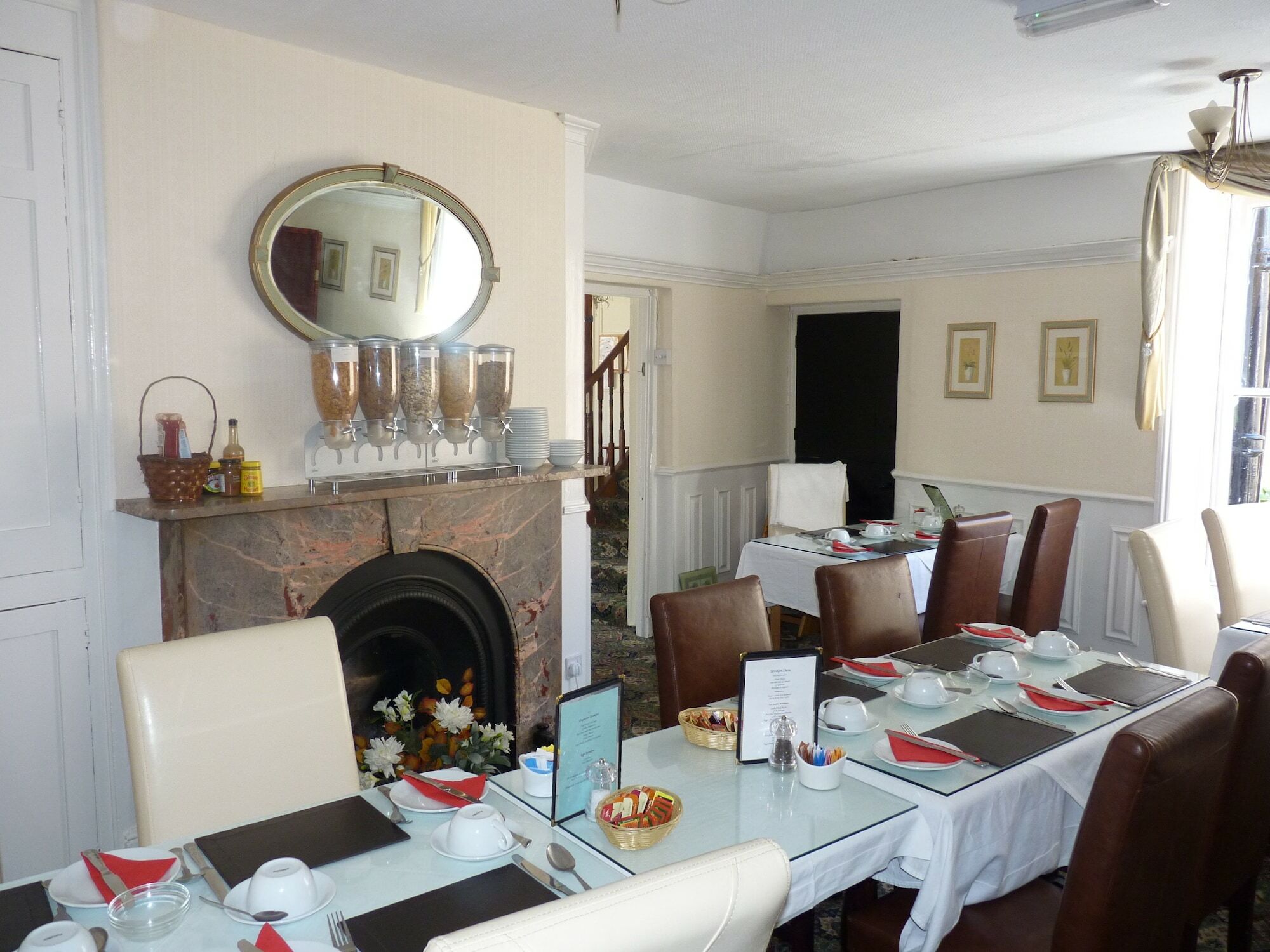 Bed and Breakfast Newport Quay Екстер'єр фото